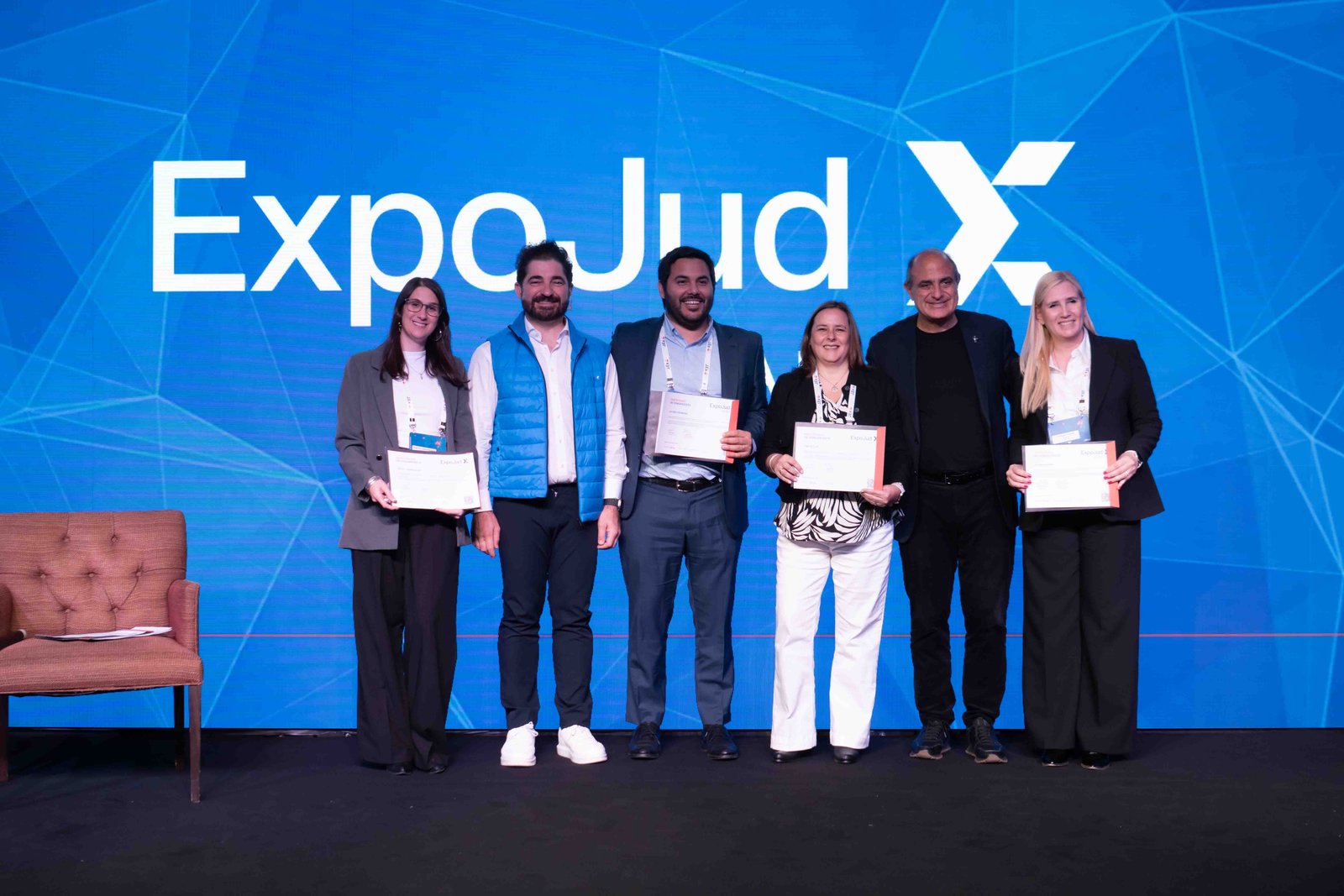 IA Multiagente para la Justicia: Unitech presentó IURIX Mind Flow ante comunidades internacionales